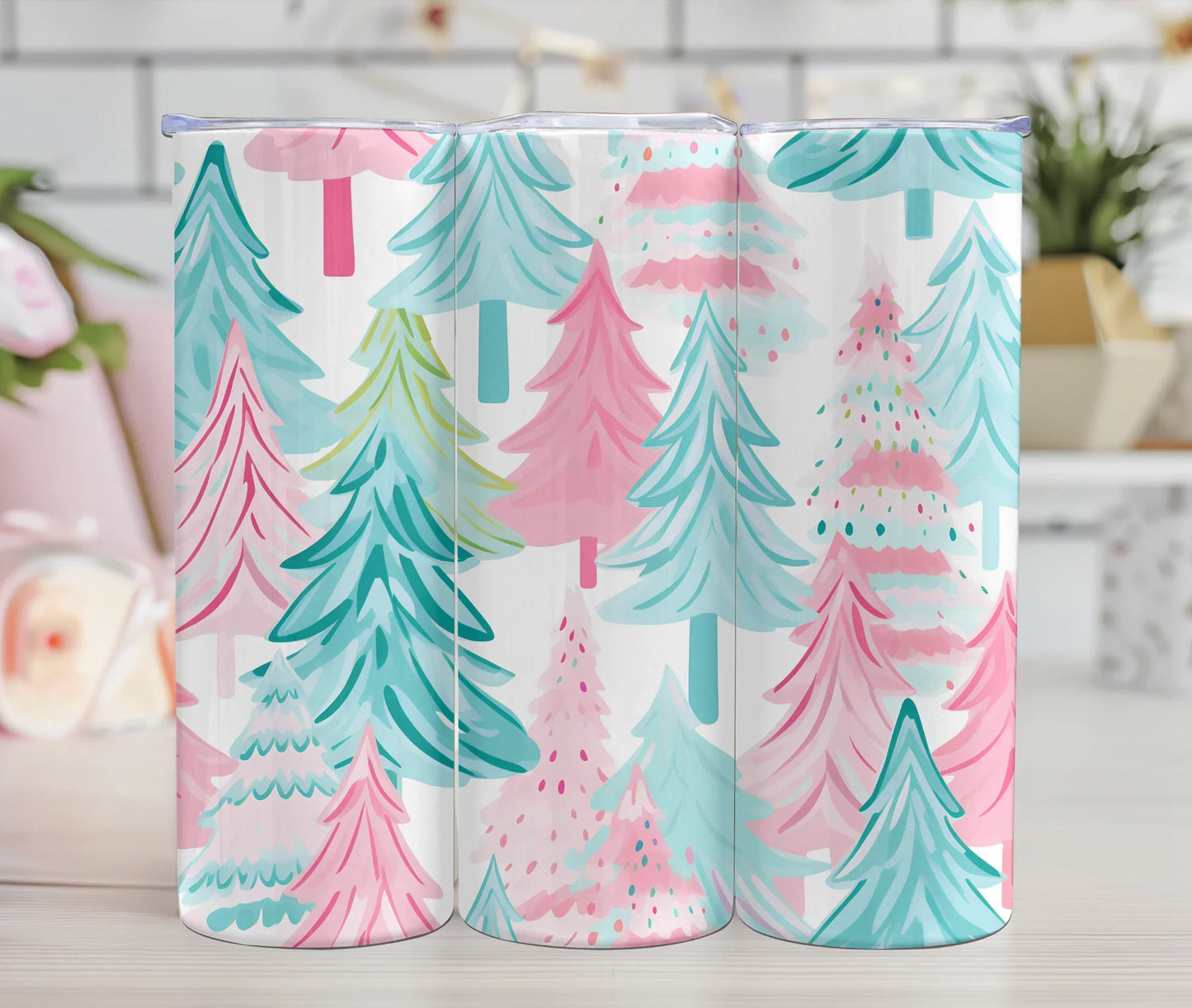 Gobelets réutilisables motif sapins pastel rose et turquoise, design festif pour Noël